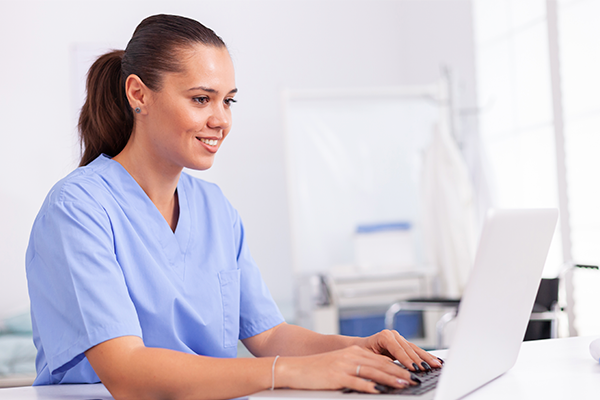 Webinar: Enfermería de Practica Avanzada en Investigación, Gestión y Liderazgo